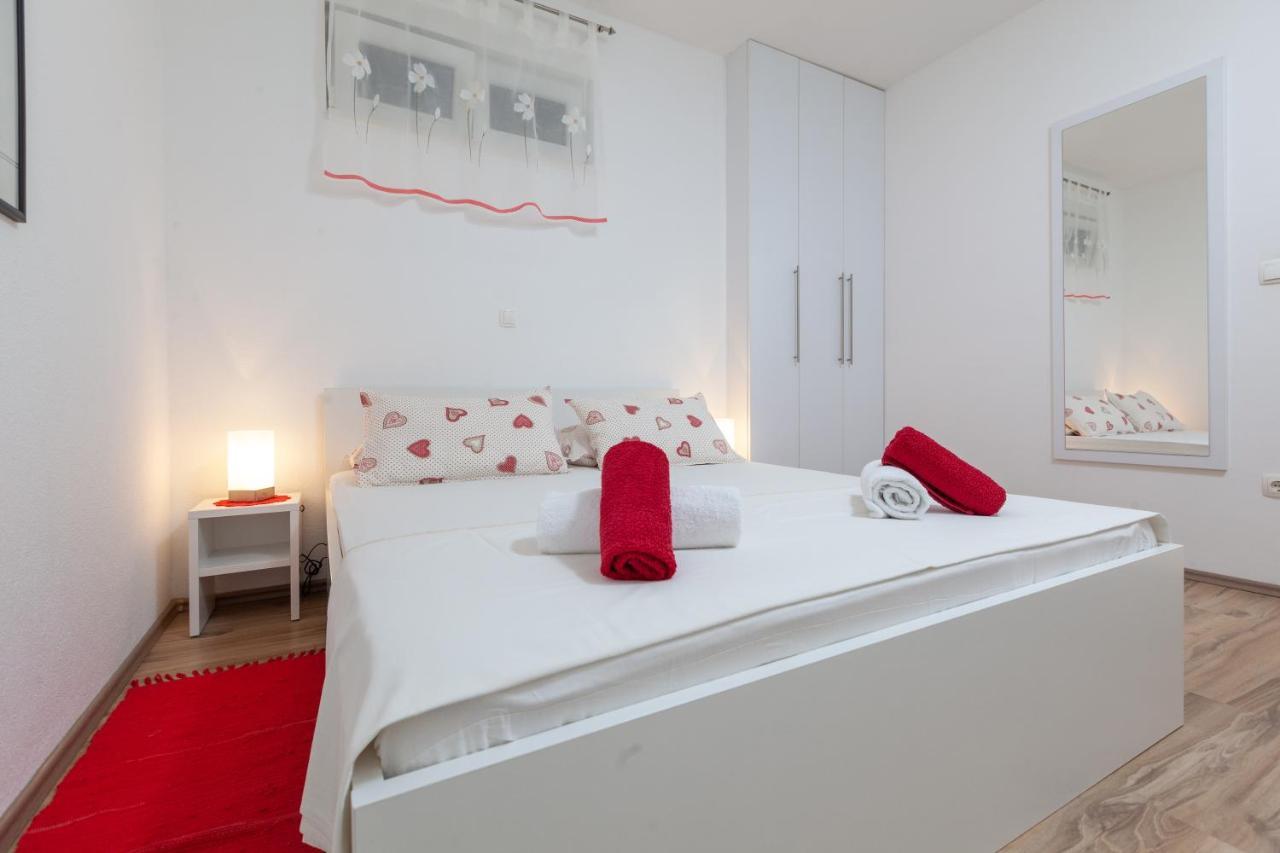 Apartments Galic ポドゥゴラ エクステリア 写真