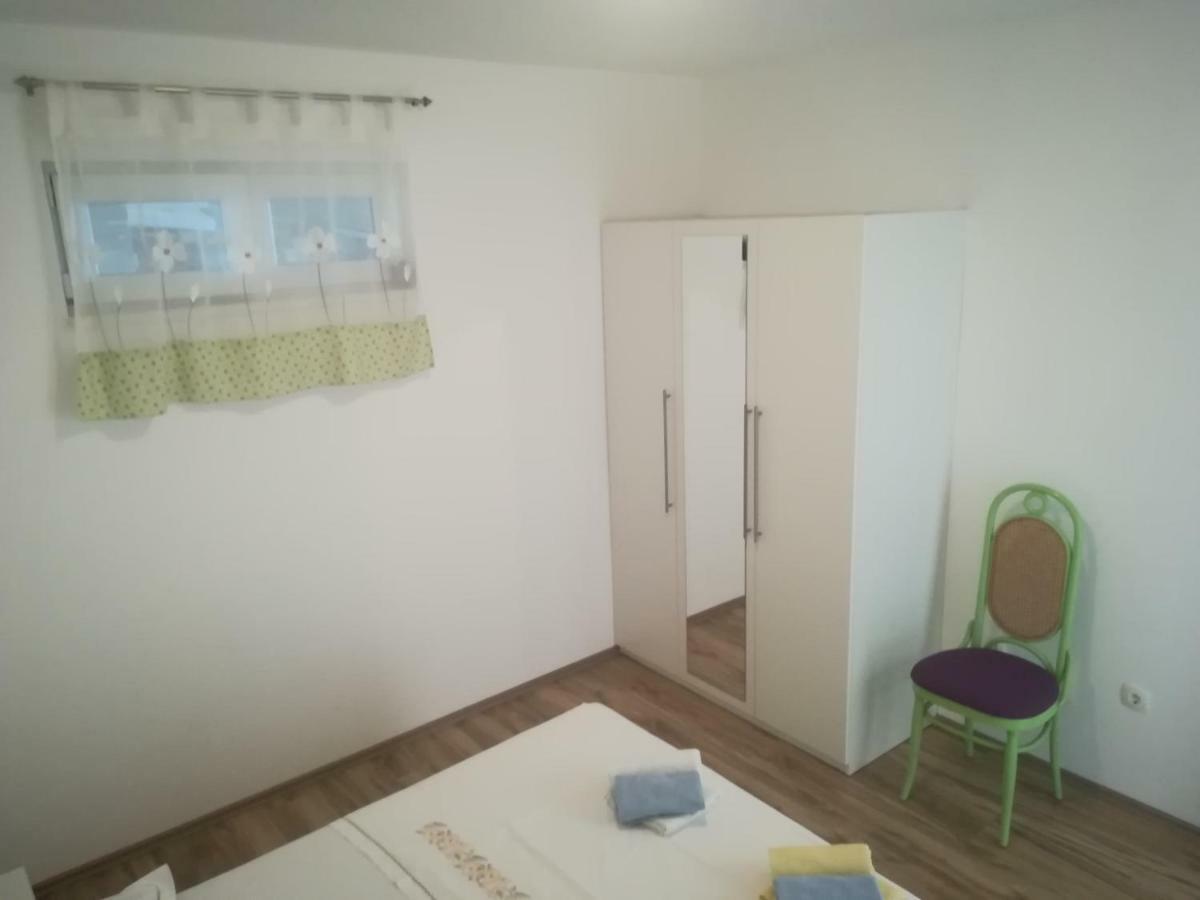 Apartments Galic ポドゥゴラ エクステリア 写真